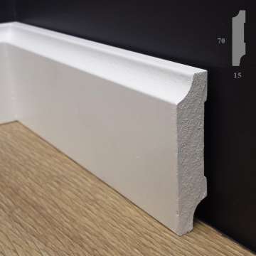 MDF Retro plint 70x15 RAL 9010